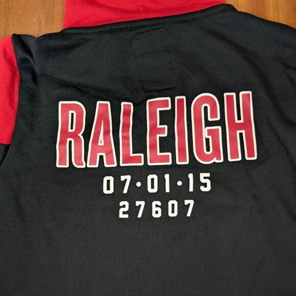 ROLLING STONES RALEIGH ZIP CODE TOUR 2015 OFFICIAL HOODIE PULLOVER MEDIUM RED - Picture 15 of 16